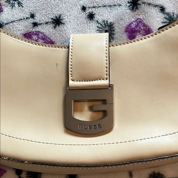 VINTAGE GUESS CURVE MINI PURSE - Picture 4 of 15